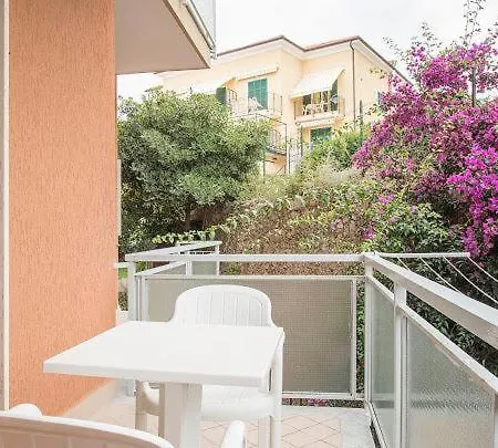 Guesthero -borgio Verezzi Apartman *